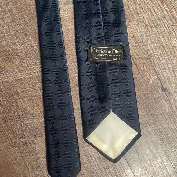 Vintage Christian Dior Tie - Picture 3 of 3
